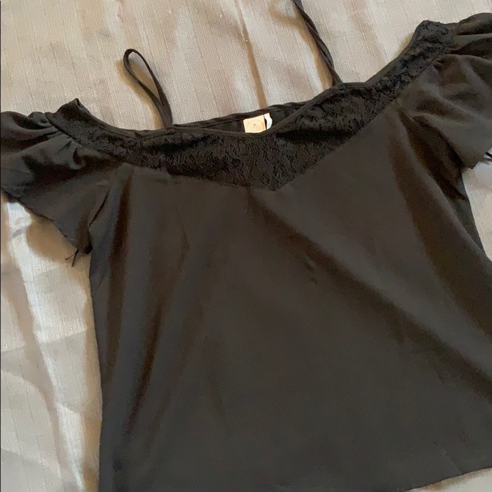 Paper Crane Black Lace Cold Shoulder Top